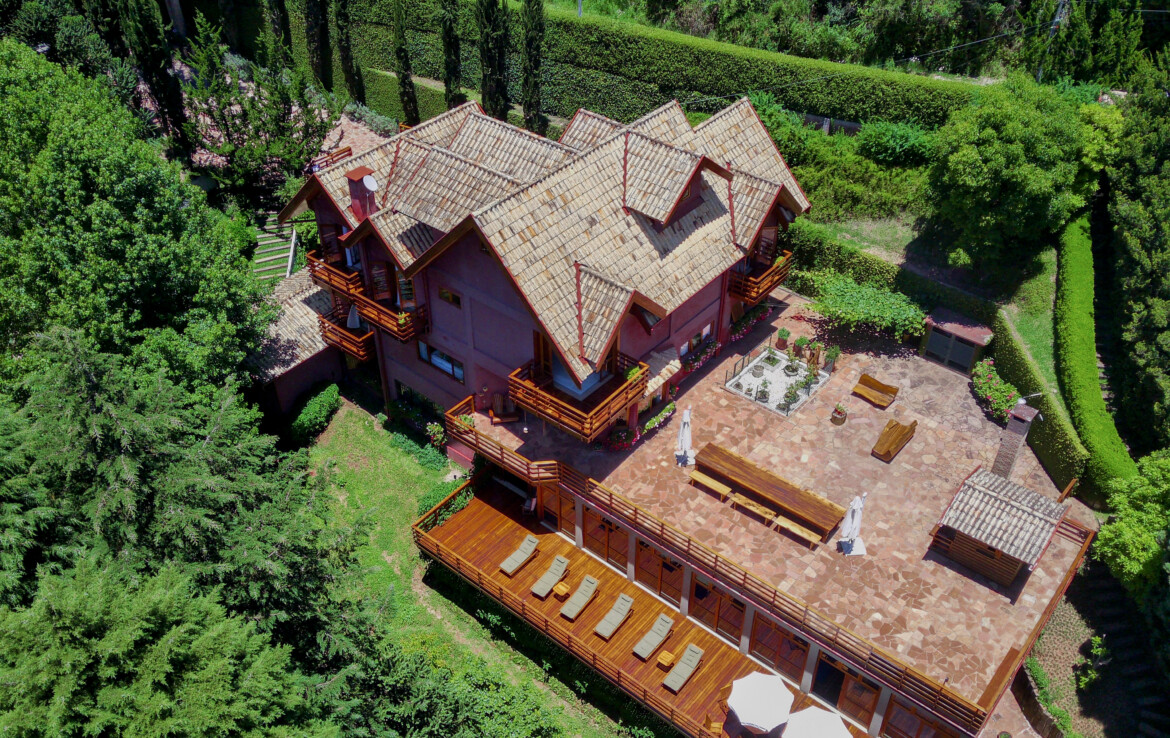Casa à Venda em Campos do Jordão