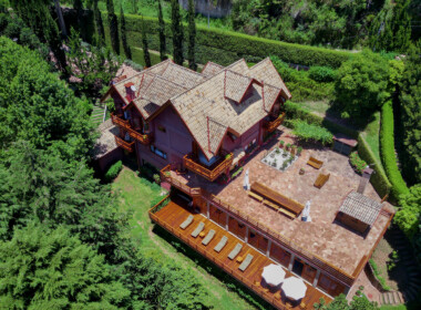 Casa à Venda em Campos do Jordão