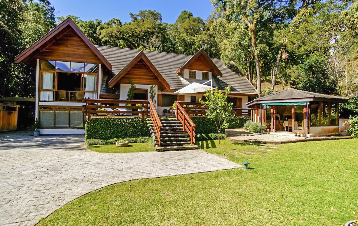 casa à venda em campos do jordão